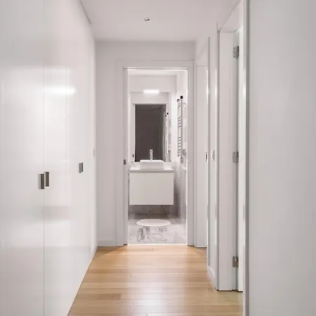 アパート Modern 3br With Terrace In Benfica By Host For Us リスボン