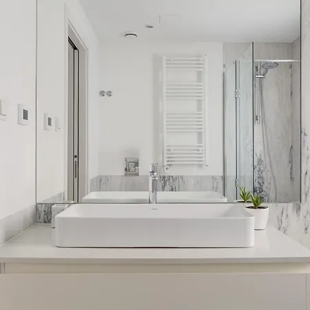 Modern 3br With Terrace In Benfica By Host For Us Lejlighed *