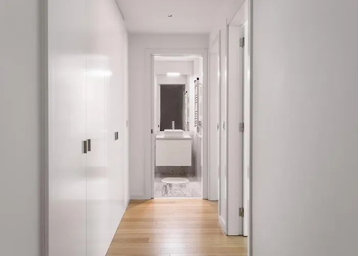 アパート Modern 3br With Terrace In Benfica By Host For Us リスボン