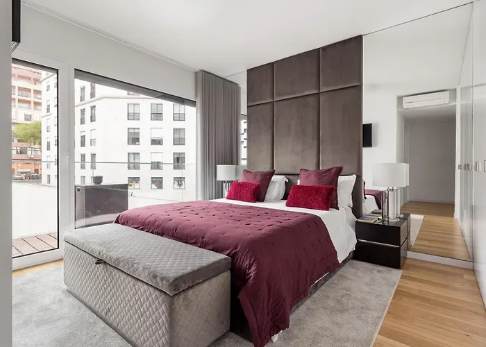 Modern 3br With Terrace In Benfica By Host For Us