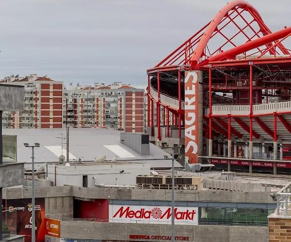 Modern 3br With Terrace In Benfica By Host For Us *