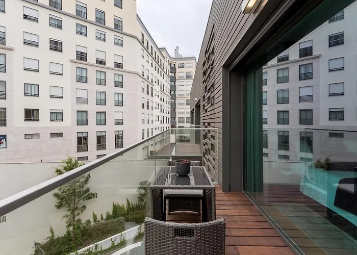 Modern 3br With Terrace In Benfica By Host For Us 公寓