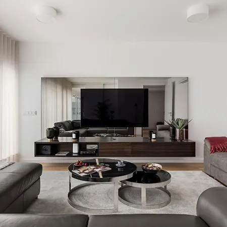 아파트 Modern 3br With Terrace In Benfica By Host For Us *
