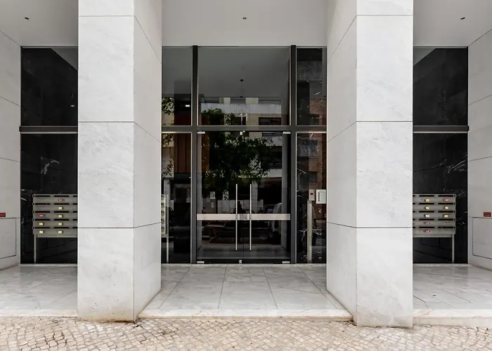 Modern 3br With Terrace In Benfica By Host For Us Apartamento Lisboa
